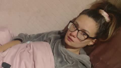 say meow and send tip  online show from November 7, 6:32 pm