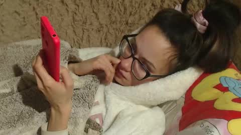 Snapshot of flowercandydoll13 chatting on February 11, 5:07 pm say meow and send tip  online show from February 11, 5:07 pm