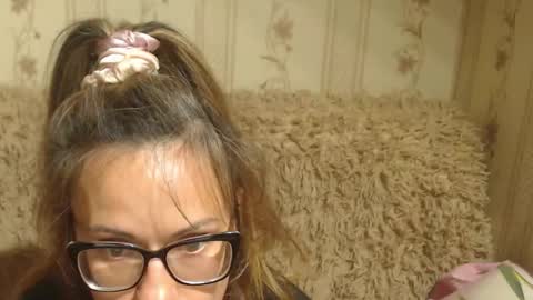 Snapshot of flowercandydoll13 chatting on September 21, 5:28 pm say meow and send tip  online show from September 21, 5:28 pm