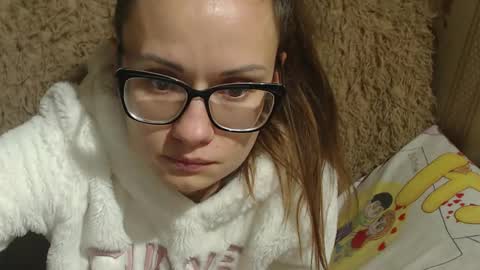 Snapshot of flowercandydoll13 chatting on December 28, 4:52 pm say meow and send tip  online show from December 28, 4:52 pm