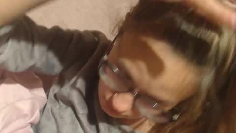 Snapshot of flowercandydoll13 chatting on October 1, 10:58 am say meow and send tip  online show from October 1, 10:58 am