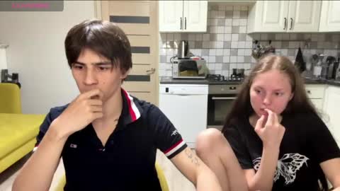 flowerscouple online show from May 2, 10:26 pm