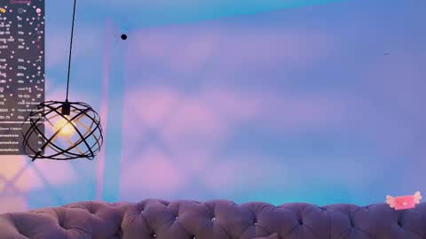  FLUFFY BUBBLE  online show from March 1, 7:30 am