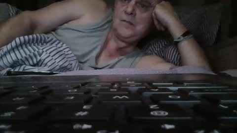 fofodi online show from December 21, 8:37 pm