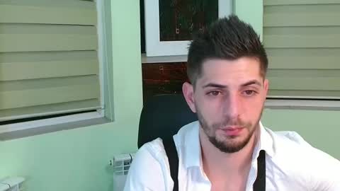 independent model online show from January 11, 10:07 pm