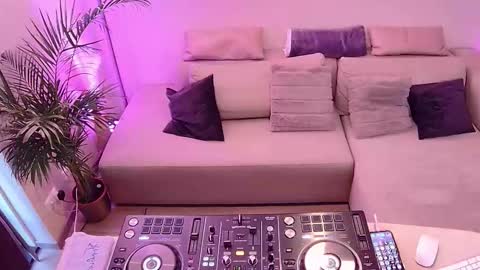 Snapshot of forbiddenkitty chatting on November 1, 11:53 am Forbidden Kitty online show from November 1, 11:53 am