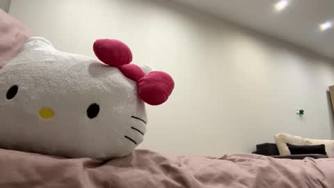 forbiddennvelvet online show from November 11, 4:42 pm