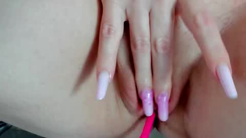 foxxy_milf online show from November 2, 9:15 pm