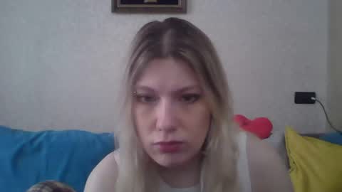 foxy_bright online show from April 20, 9:45 am