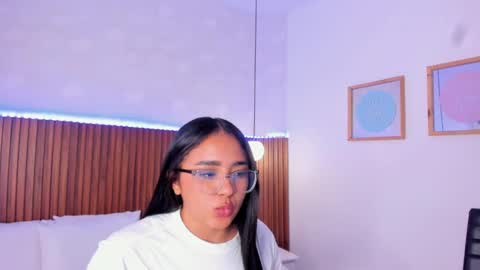 foxy_kylie online show from October 11, 8:23 pm