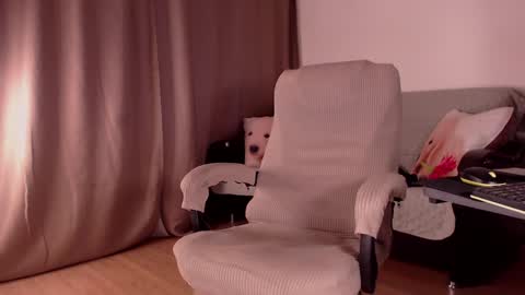 Snapshot of foxydiamond2020 chatting on January 26, 7:32 am Milena online show from January 26, 7:32 am