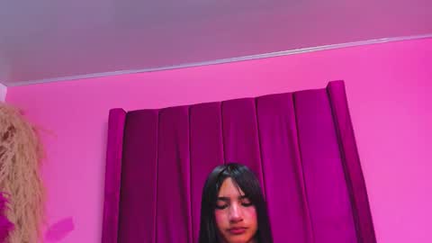 foxyhillx online show from January 7, 9:53 pm