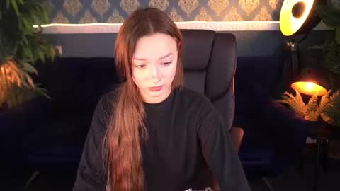 Maya online show from October 22, 1:35 pm