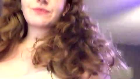 foxyred63 online show from June 15, 4:48 am