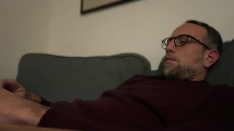 Snapshot of fra___ chatting on October 21, 10:24 pm fra___ online show from October 21, 10:24 pm