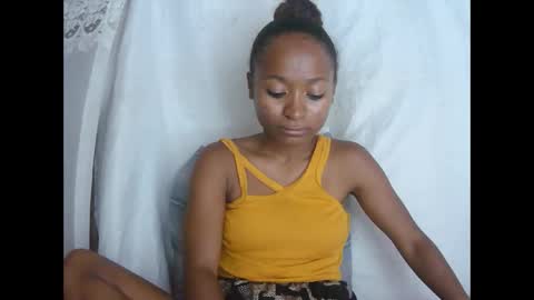 francine925426 online show from December 2, 10:02 am