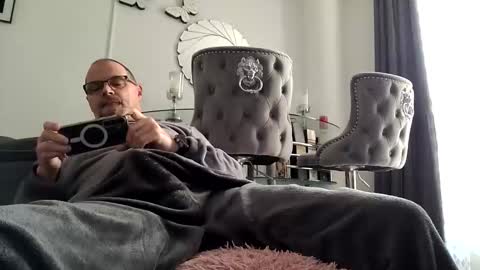 franciscomalin online show from November 11, 8:27 am