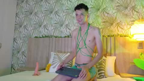 Snapshot of franco_boys chatting on September 24, 8:48 pm Franco online show from September 24, 8:48 pm