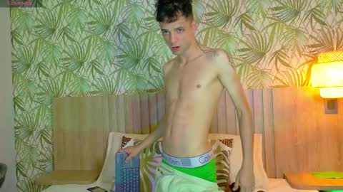 Snapshot of franco_boys chatting on October 2, 9:46 pm Franco online show from October 2, 9:46 pm