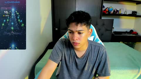 frank online show from December 8, 7:54 pm