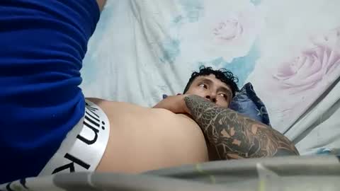 frankdanielsmolano online show from April 17, 2:58 am