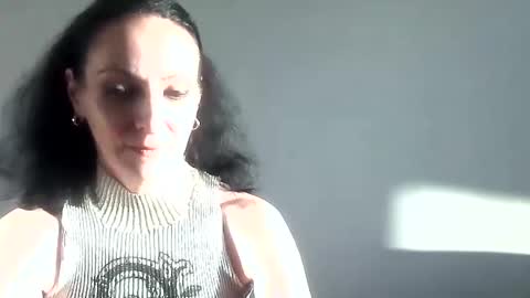 Snapshot of frankieteasing chatting on January 6, 1:52 pm frankieteasing online show from January 6, 1:52 pm