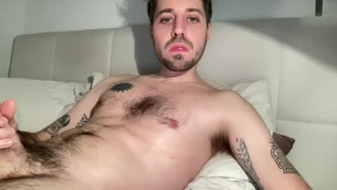 Snapshot of frankybiiig chatting on March 4, 8:27 pm thegoodandbiiig online show from March 4, 8:27 pm