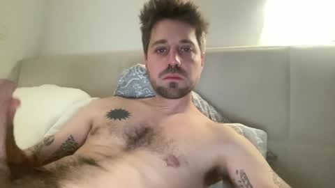 Snapshot of frankybiiig chatting on January 24, 6:56 pm thegoodandbiiig online show from January 24, 6:56 pm