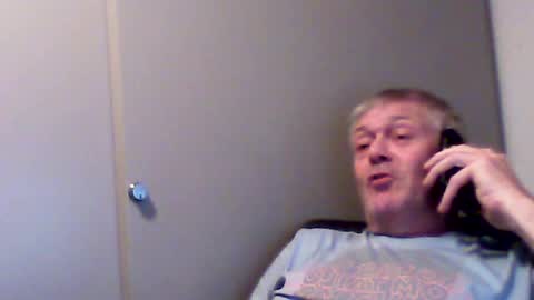 frannkboy61 online show from June 27, 9:04 am