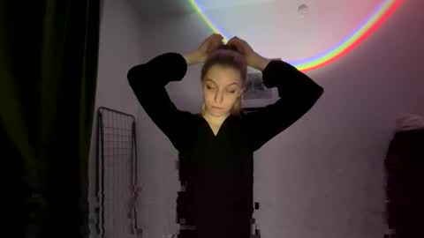 franny_fresh online show from March 15, 4:21 pm