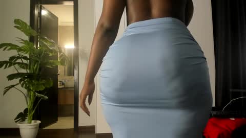 Sandra online show from May 11, 2:18 am
