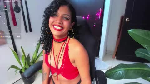 Lia Gomez online show from February 19, 8:41 pm