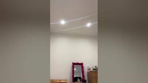 freakybankss online show from February 28, 12:03 am