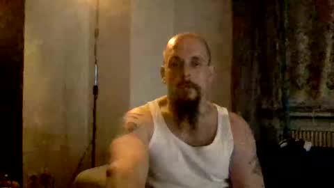 frecherkerl88007 online show from April 8, 1:52 am