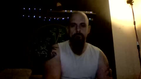 frecherkerl88007 online show from April 12, 3:43 am