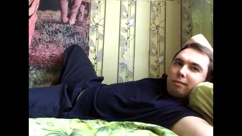 Snapshot of fredi_sweet chatting on February 17, 1:55 pm Fredi online show from February 17, 1:55 pm