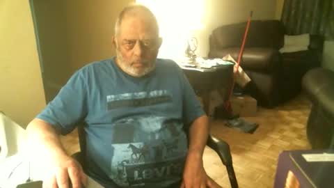 fredthetiger online show from June 10, 3:28 am