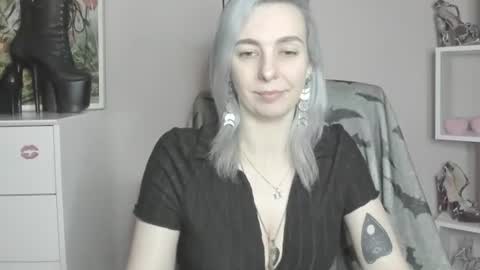 Anne online show from July 22, 6:48 am