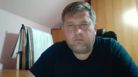 freeboy80180 online show from October 30, 7:25 pm