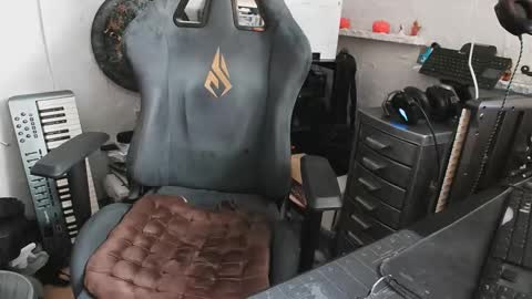 freecamdick online show from March 7, 8:36 am