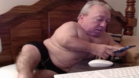 Cute Lil Man online show from October 19, 3:22 am