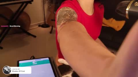 Snapshot of fresatanica chatting on March 3, 7:43 am Vale online show from March 3, 7:43 am