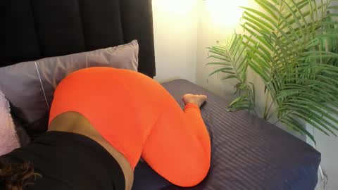 freya_blaze online show from March 18, 4:18 am