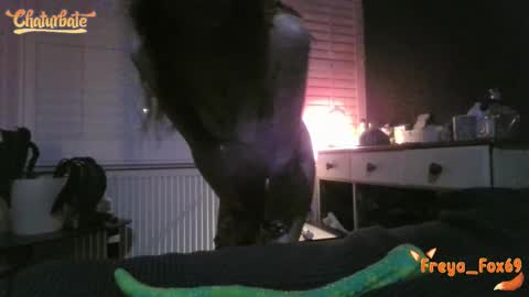 Freya Fox69 online show from December 4, 12:10 am