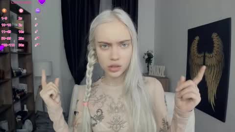 Freya online show from February 16, 7:34 pm