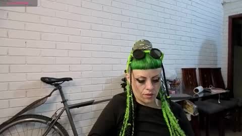 Snapshot of freyaa_sorceress chatting on October 15, 2:04 am freyaa_sorceress online show from October 15, 2:04 am
