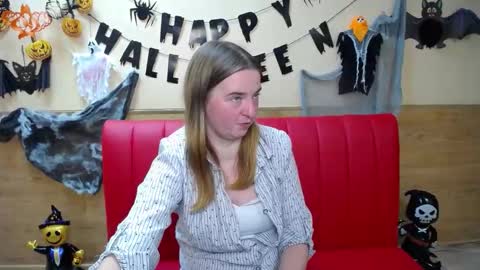 FreyaDak online show from November 3, 6:09 pm