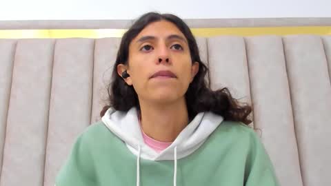 FreyaMoller  online show from March 18, 7:20 pm