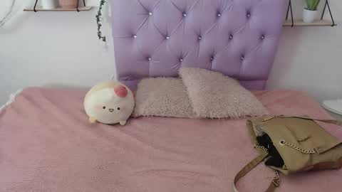 Freyja online show from September 14, 3:09 am