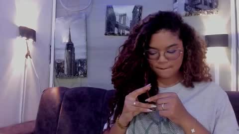 Frezzita online show from January 15, 8:06 pm